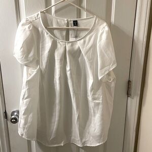 Shein Curve NWT Back to Basics White Short Sleeves